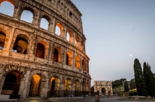 Evul Mediu în Roma: Între Ruină și Renaștere Evul Mediu în Roma: Între Ruină și Renaștere